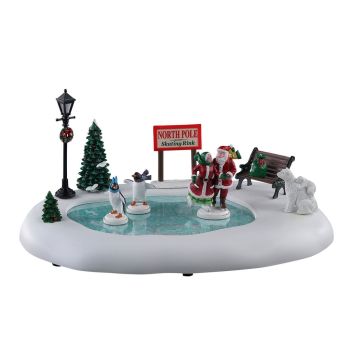 Lemax north pole skating rink Santa's Wonderland 2021