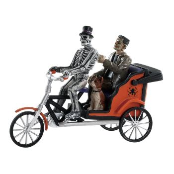 Lemax pedicab ride Spooky Town 2018